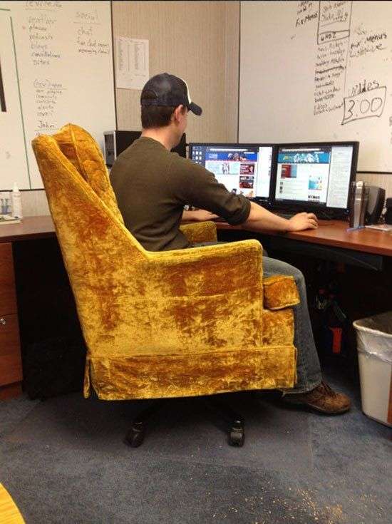 Офісне крісло своїми руками (3 фото)