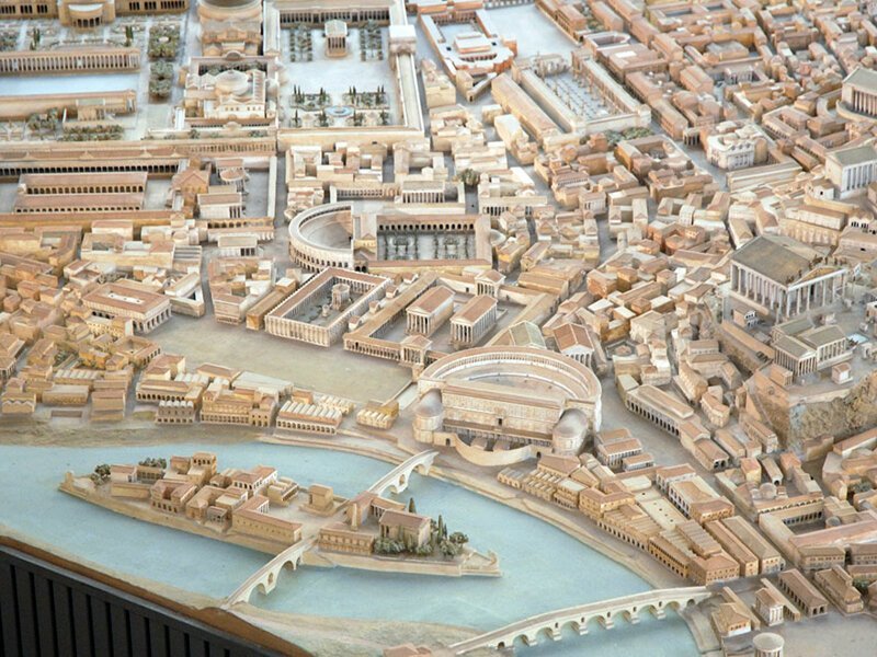 Археолог восстановил древний Рим Интересное