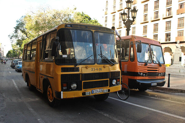 Какие советские автобусы можно встретить сейчас на Кубе? АВТОМОБИЛИ СССР