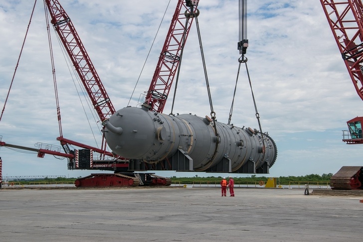 На причал Амурского ГПЗ доставлены колонны газоразделения для третьей технологической линии события,Новости,сделано у нас
