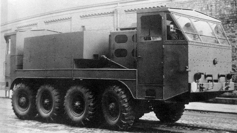 Не успевший на войну: история самого большого английского тягача марки и модели,ретро