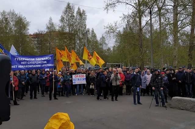 Лучше купите вертолёт: поморские пилоты не согласны на «суперджеты» Авиация