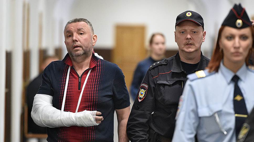 Руслан Ляпин: Ненастоящий полковник россия