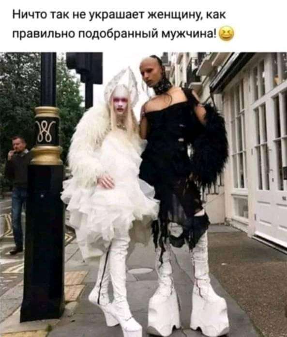 Где-то посреди Алабамы…Семья чернокожих. Кухня. Мать мешает тесто на блины... весёлые, прикольные и забавные фотки и картинки, а так же анекдоты и приятное общение