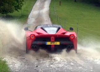 LaFerrari — ідеальний автомобіль для поганої погоди