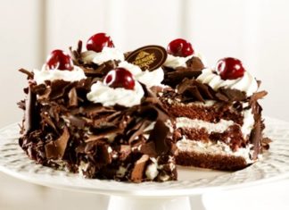 Перці, фаршировані лосем. Або історія про те, як німецька мама познайомилася з російською подругою свого сина