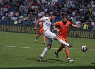 Сонце «Зеніту», крики чайок і око Термінатора