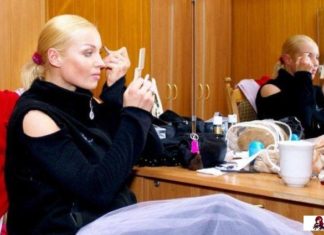 Глава Анапи Юрій Поляков відмовився платити за виступ Анастасії Волочкової