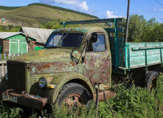 Чоловік знайшов вантажівка ГАЗ і довів його до ідеалу