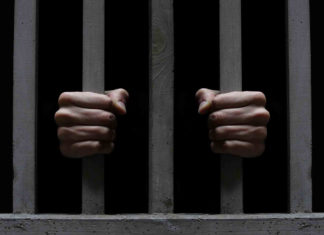 Кримінальники зі стажем: 10 російських знаменитостей, які сиділи у вязниці