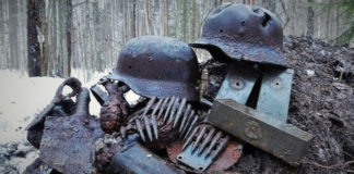 Німці в поспіху кинули в драговину всю амуніцію: нескінченний скарб з болота