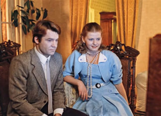 Сукні Людмили у фільмі Москва сльозам не вірить