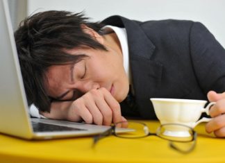 У Японії зростає кількість дорослих незайманих