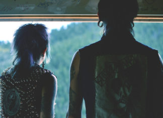 Мама виявилася тією ще оторвою