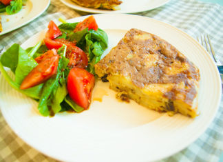 Іспанська Тортилья або омлет з картоплею: класичний рецепт