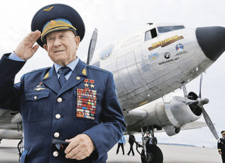 Перший у відкритому космосі. Про характер, сімї і таланти Олексія Леонова…