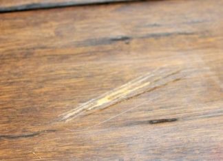 3 способи видалити подряпини будь глибини з деревяної поверхні