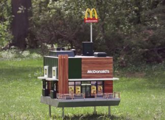 Макдональдс відкрив маленький ресторанчик для бджіл