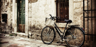 Кому вдалося проїхати на велосипеді 80000 кілометрів за три роки?