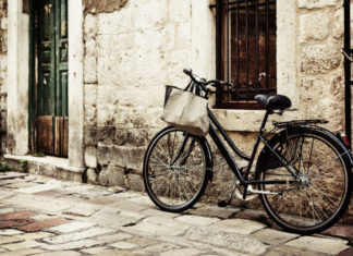 Кому вдалося проїхати на велосипеді 80000 кілометрів за три роки?