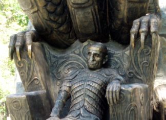 Невеликий подарунок на день народження Кощія Безсмертного