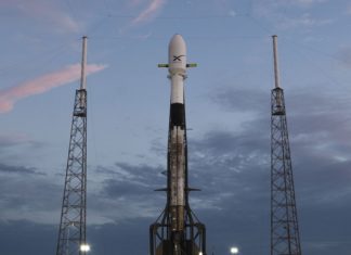 SpaceX запустила перші 60 супутників системи глобального інтернету Starlink