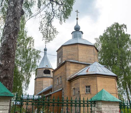 Підмосковї. Цвинтар Рудня-Микитівське