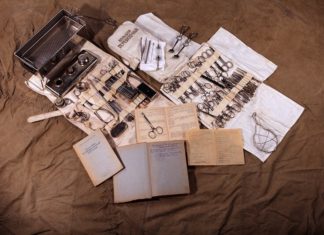 Російського лікаря вирішили покарати за порятунок вмираючої сусідки. Його підтримала вся країна