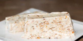 Саме смачне домашнє морозиво – семіфредо з нугою