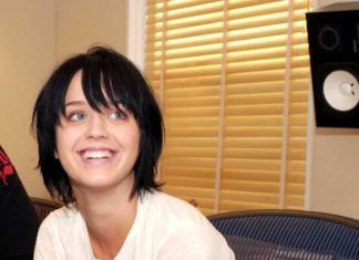 Вийти з тіні. Світові зірки, які починали на бек-вокалі