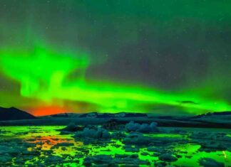 Вчені описали можливу причину зеленого світіння в небі