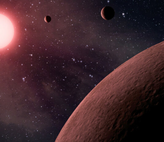 Виявлено нову надгорячу екзопланету в 2 рази більше юпітера