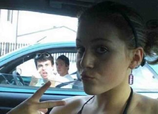 Громадяни, перевіряйте свої селфі, перш ніж викласти їх в інтернет!