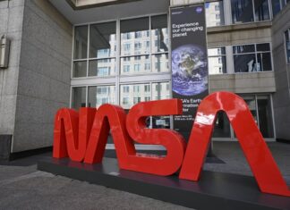 NASA знайшло ознаки життя на Марсі, але скорочення бюджету загрожує майбутнім місіям