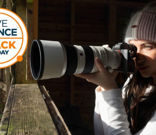 Sony A7R V зі значним зниженням у Walmart у Чорну п’ятницю