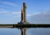 Roket Artemis II Memulai Perjalanan ke Launchpad