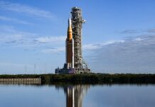 La fusée Artemis II commence son voyage vers Launchpad