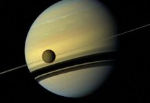 Кільця Сатурна: Зіткнення з Титаном може містити відповідь