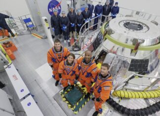 Orion: Погляд зсередини на космічний корабель нового покоління NASA для польотів на Місяць