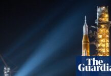 NASA відновлює транспортування ракети на стартовий майданчик, старт заплановано на 1 квітня