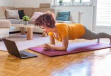 Йога для початківців: необхідне спорядження і від чого можна відмовитись