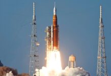 Artemis II: Повернення Людства на Навколомісячну Орбіту Після 53 Років